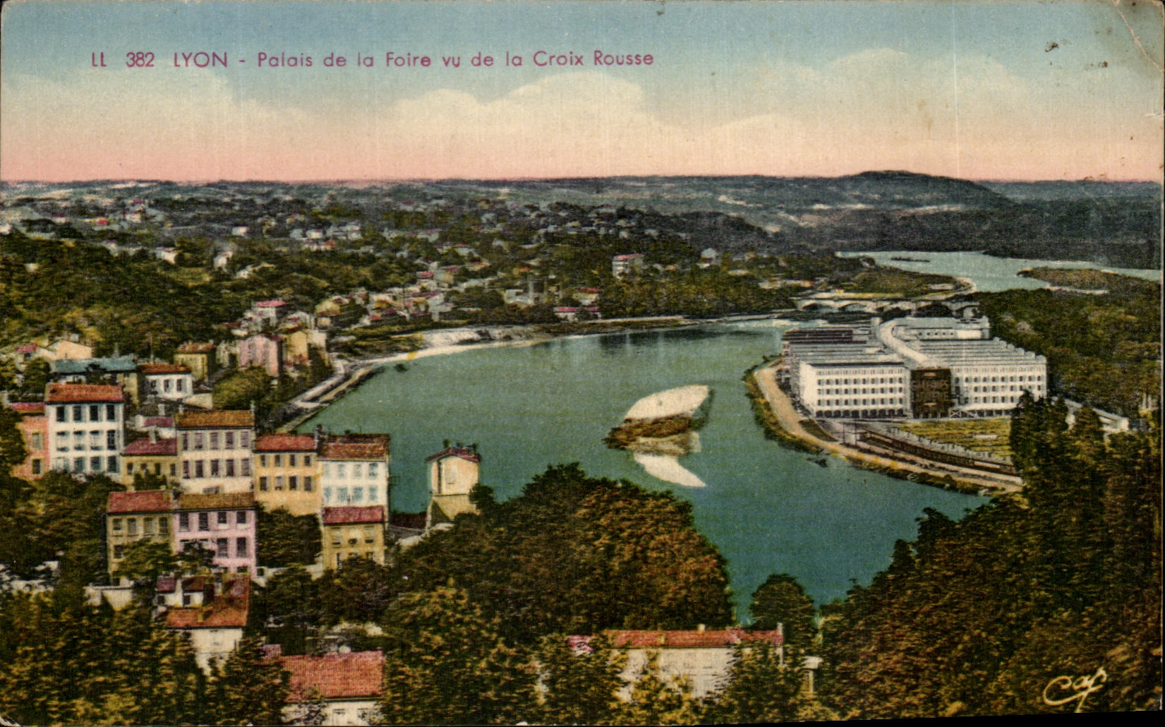 LYON - Palais de la Foire vu de la Croix Rousse — LL 382, éditeur Cap