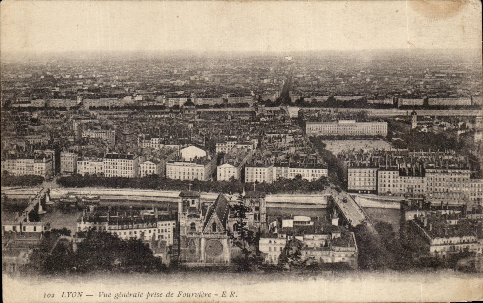 LYON — Vue générale prise de Fourvière — E.R.
