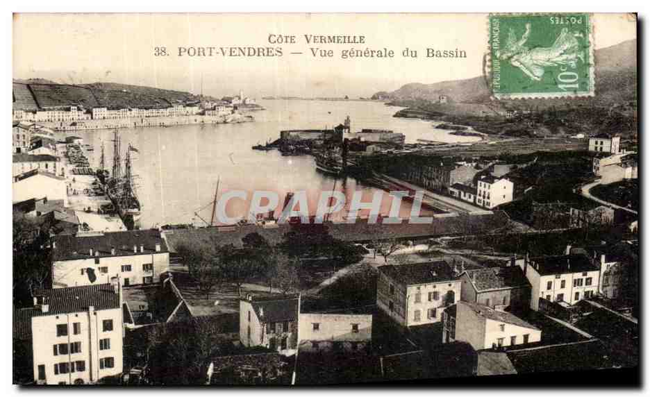 CPA Port Vendres Vue Generale Du Bassin