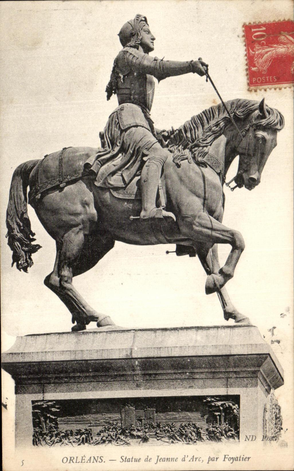 CPA Orleans Statue De Jeanne d'Arc Par Foyatier