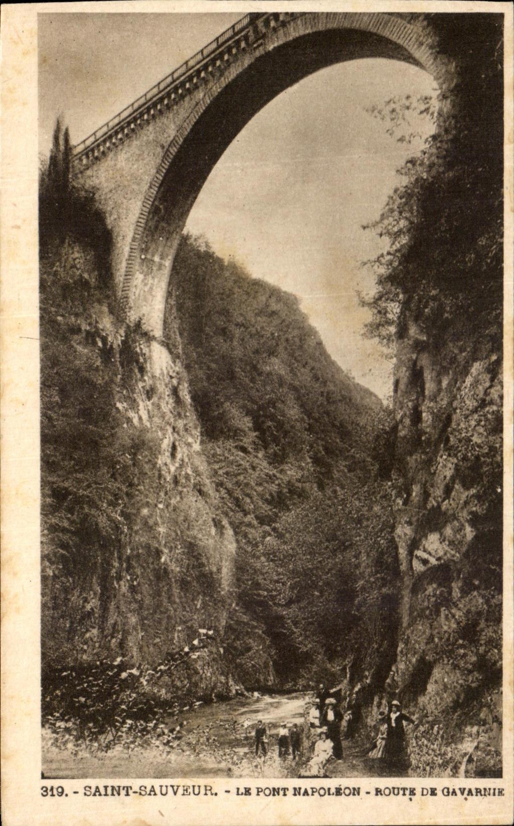 CPA Saint Sauveur Le Pont Napoleon Route De Gavanie