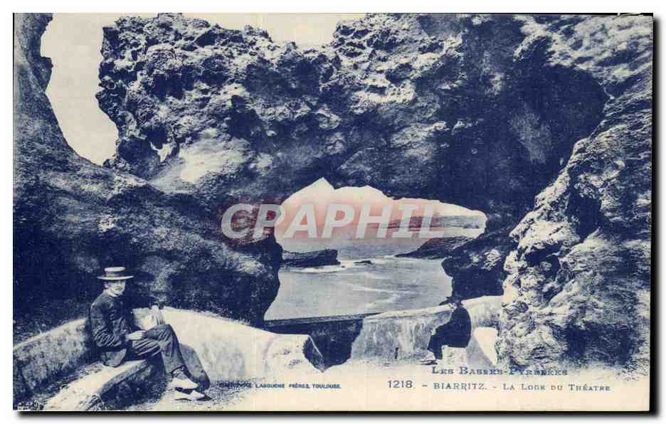 CPA Les Basses Pyrenees Biarritz La Loge Du Theatre