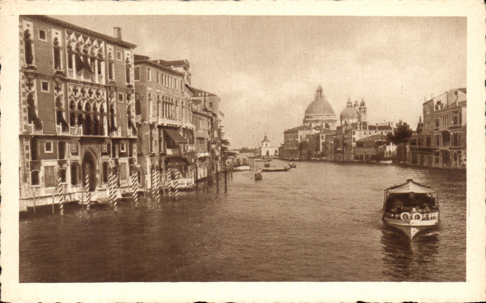 CPA Italie Venezia Canal Grande Palazzo Franchetti