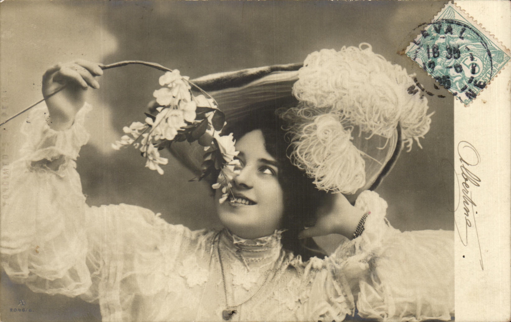 CPA Fantaisie Femme 