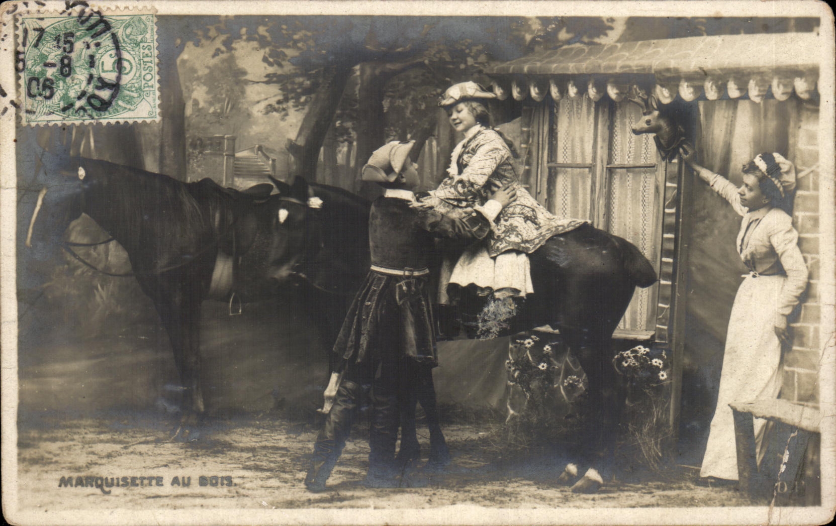 CPA Fantaisie Marquisette au bois Cheval