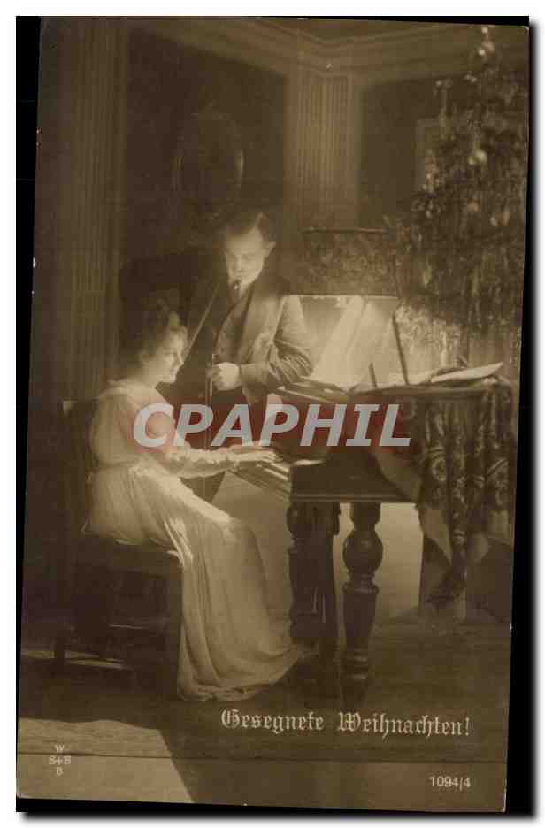 CPA Fantaisie Femme Piano