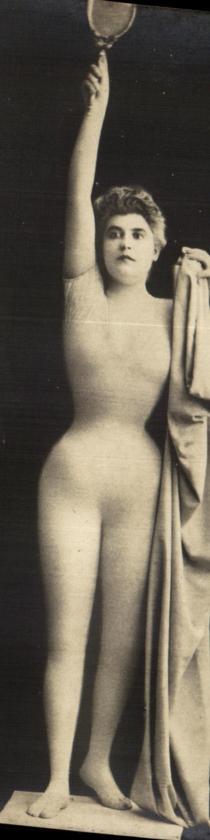CPA Fantaisie Femme 