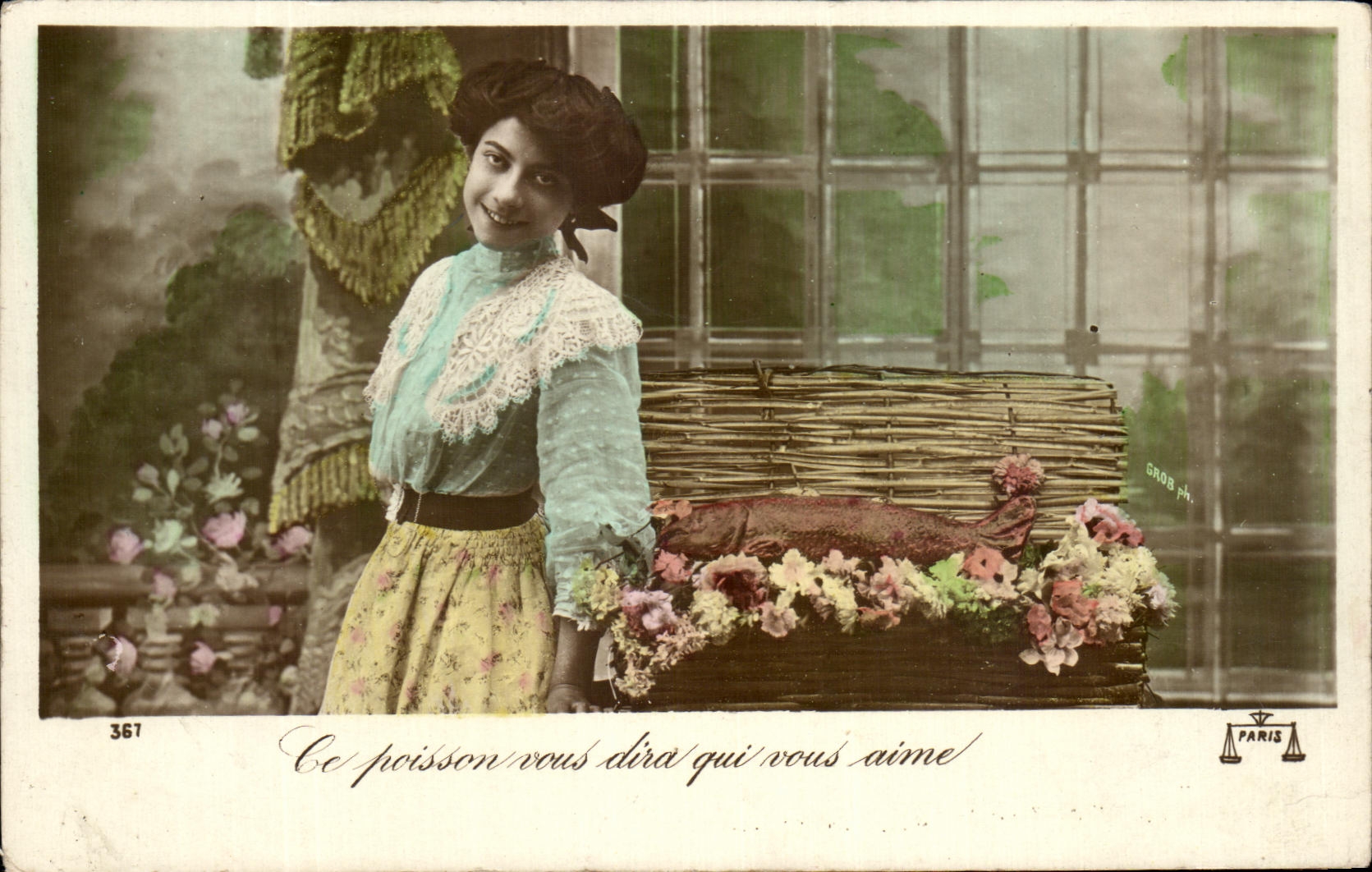 CPA Fantaisie Femme 