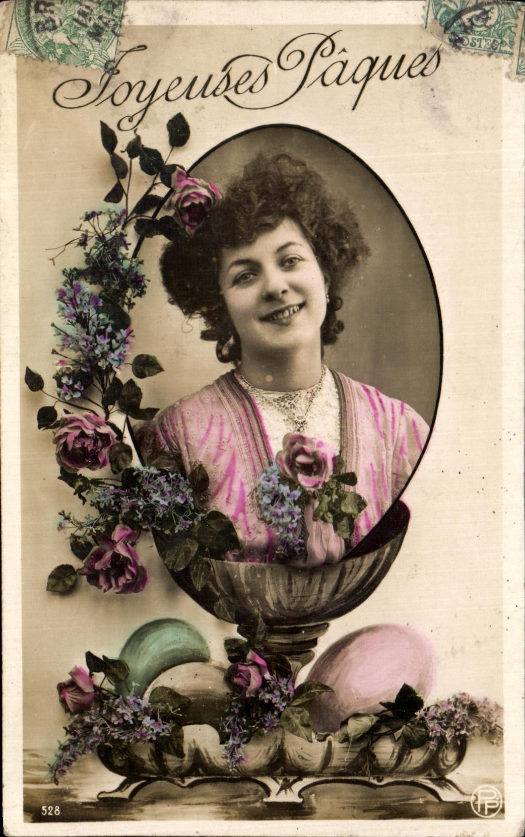 Félicitations de Pâques — femme souriante dans un vase — éditeur RP n°528