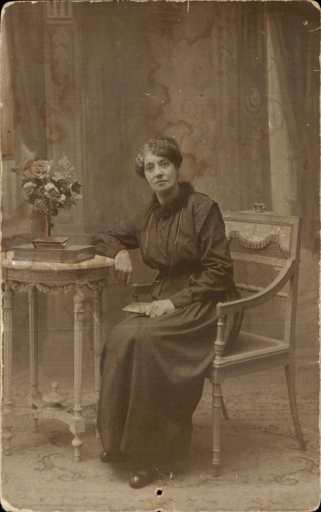 CPA Fantaisie Femme 