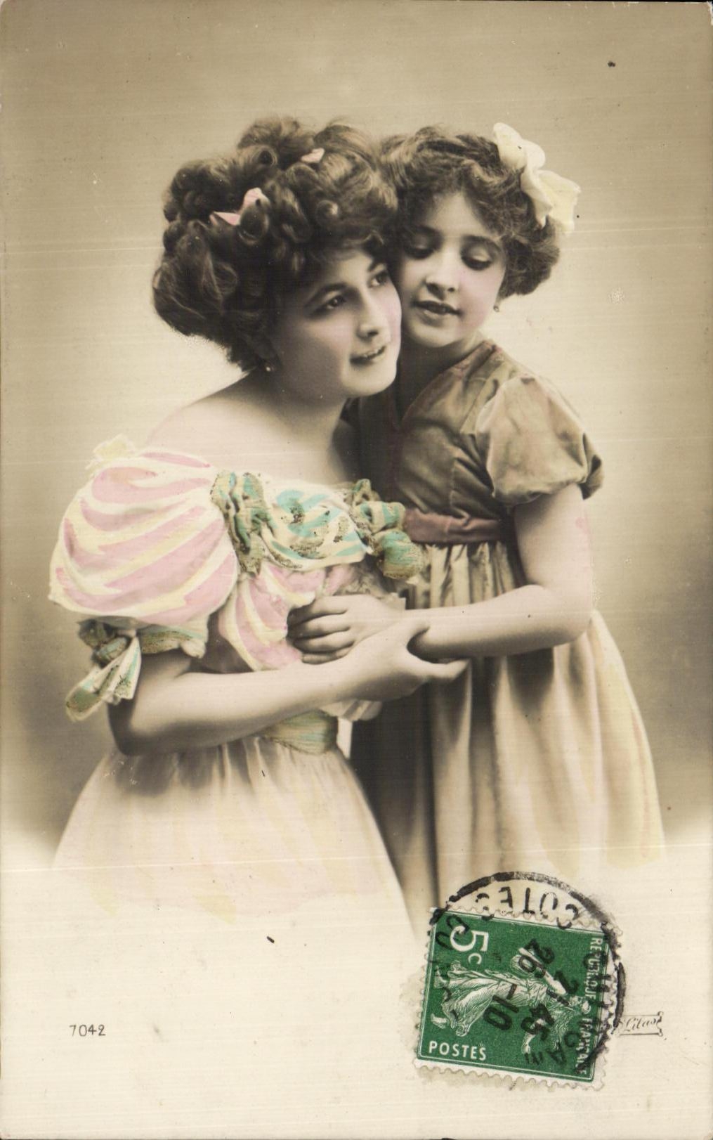 CPA Fantaisie Femme et enfant 