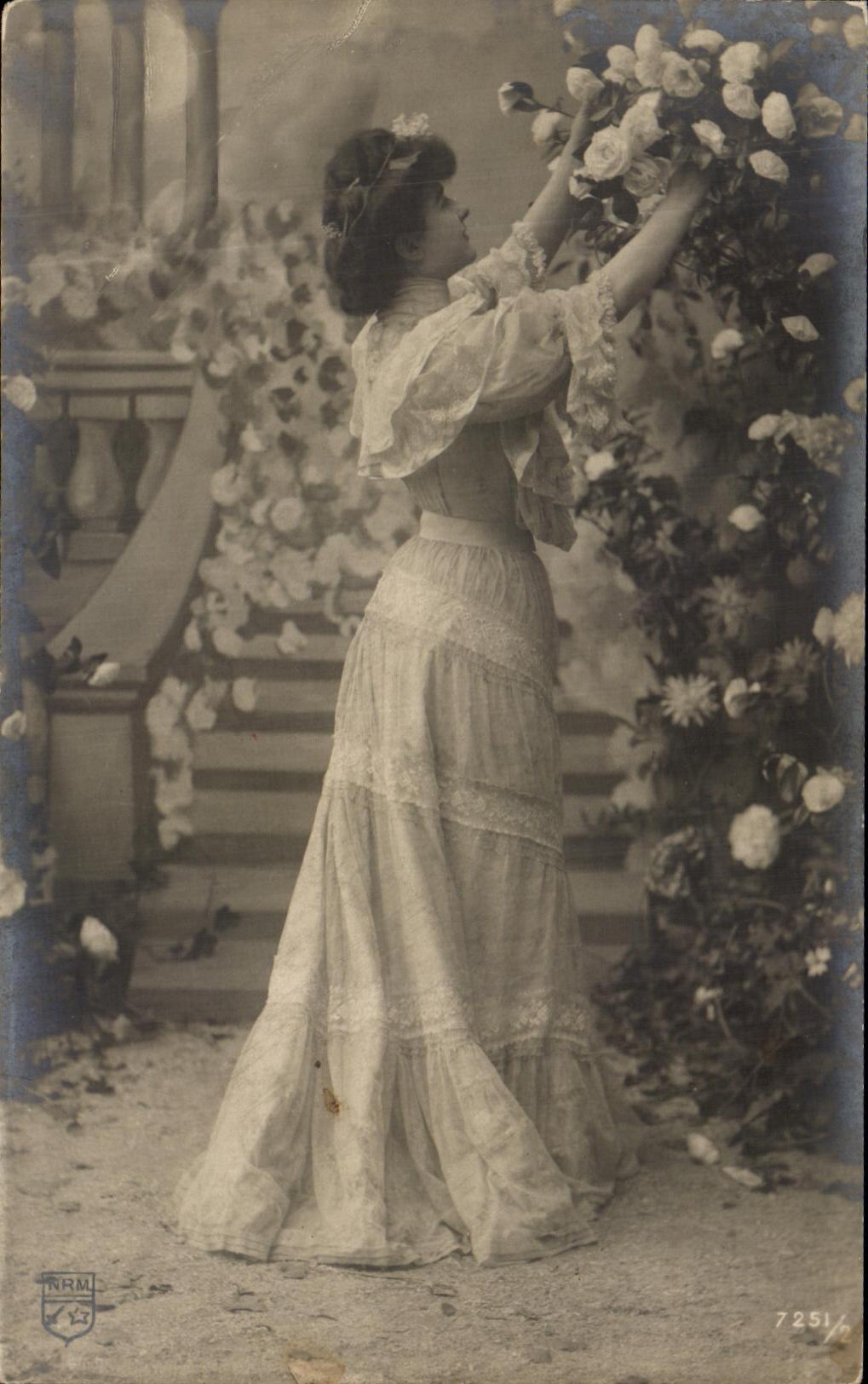 CPA Fantaisie Femme 