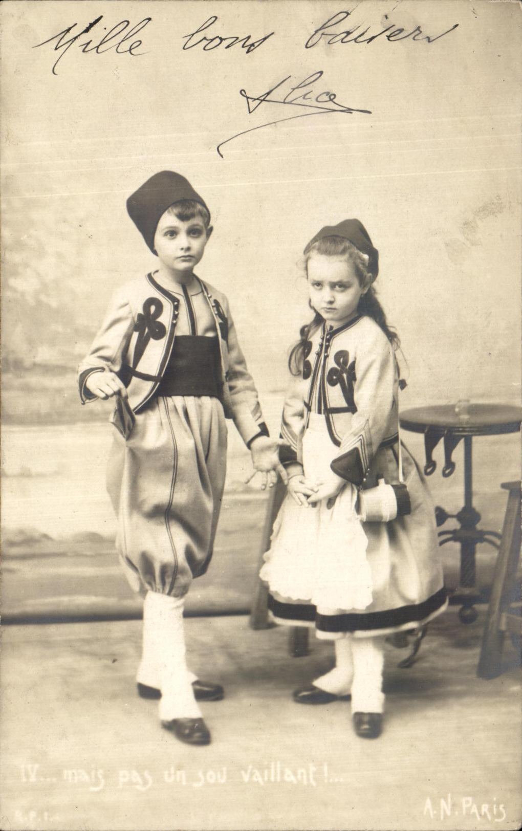 CPA Fantaisie Enfants Folklore 
