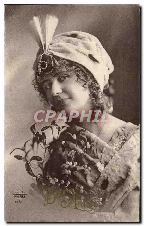 Femme en turban orné de plumes — portrait — F. F. PARIS 1032