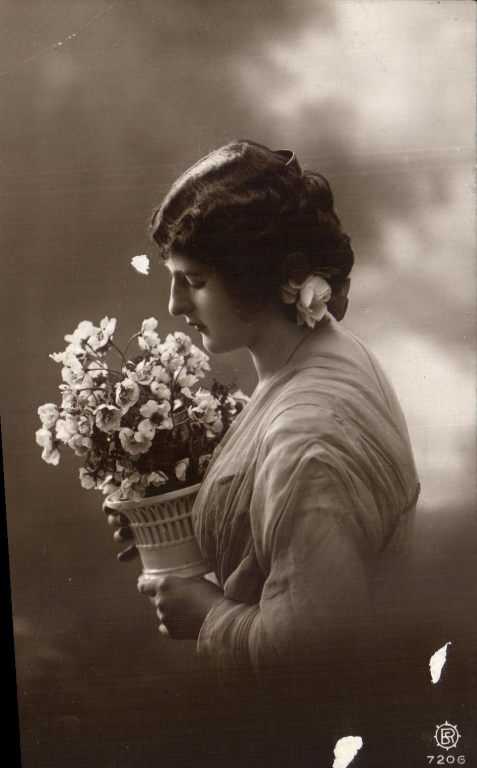 CPA Fantaisie Femme 
