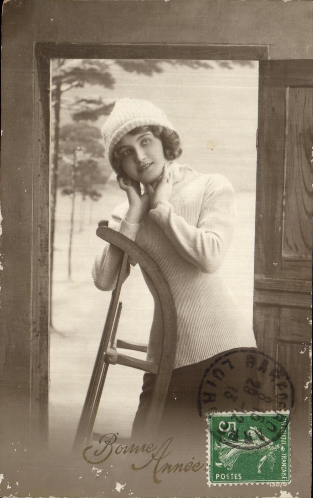 CPA Fantaisie Femme Luge