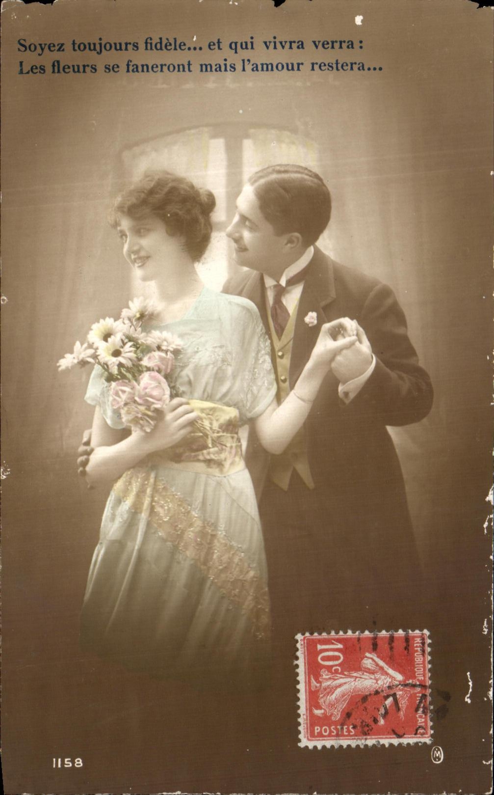 CPA Fantaisie Femme 