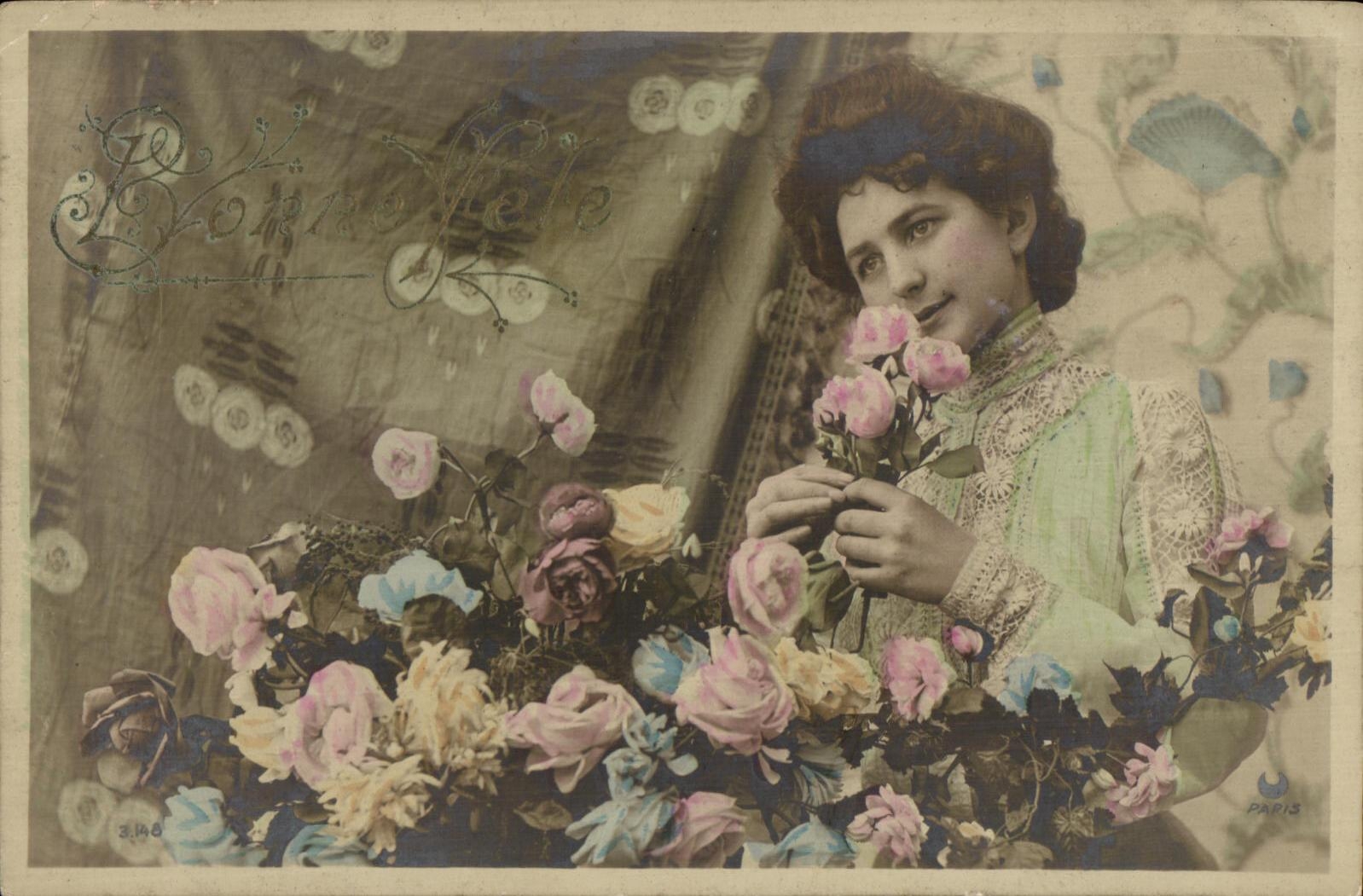 Jeune femme avec roses — Paris — éditeur Borne-Véte, n° 3.146