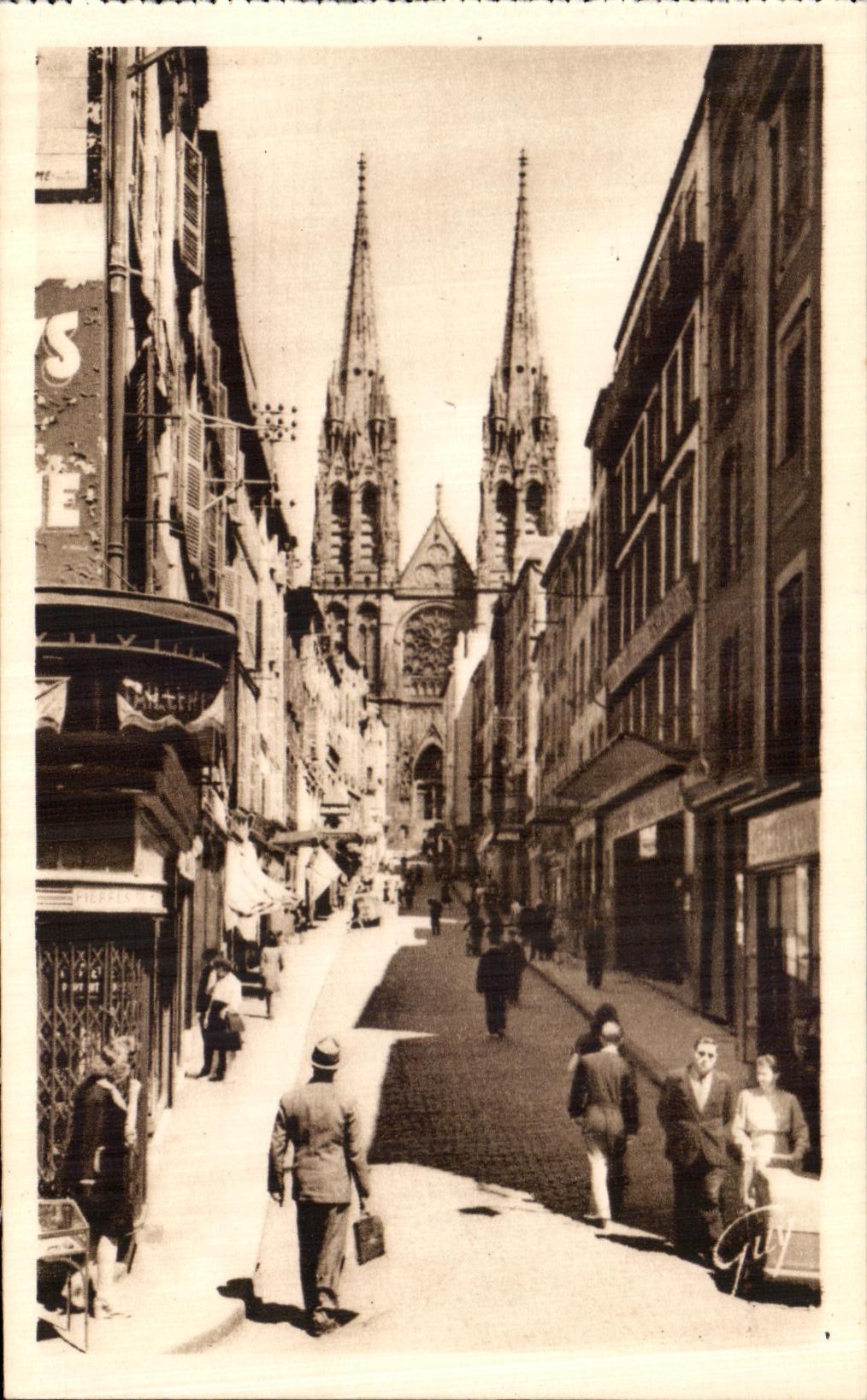 Clermont-Ferrand — Rue des Gras et la Cathédrale — Éditions d'Art Guy