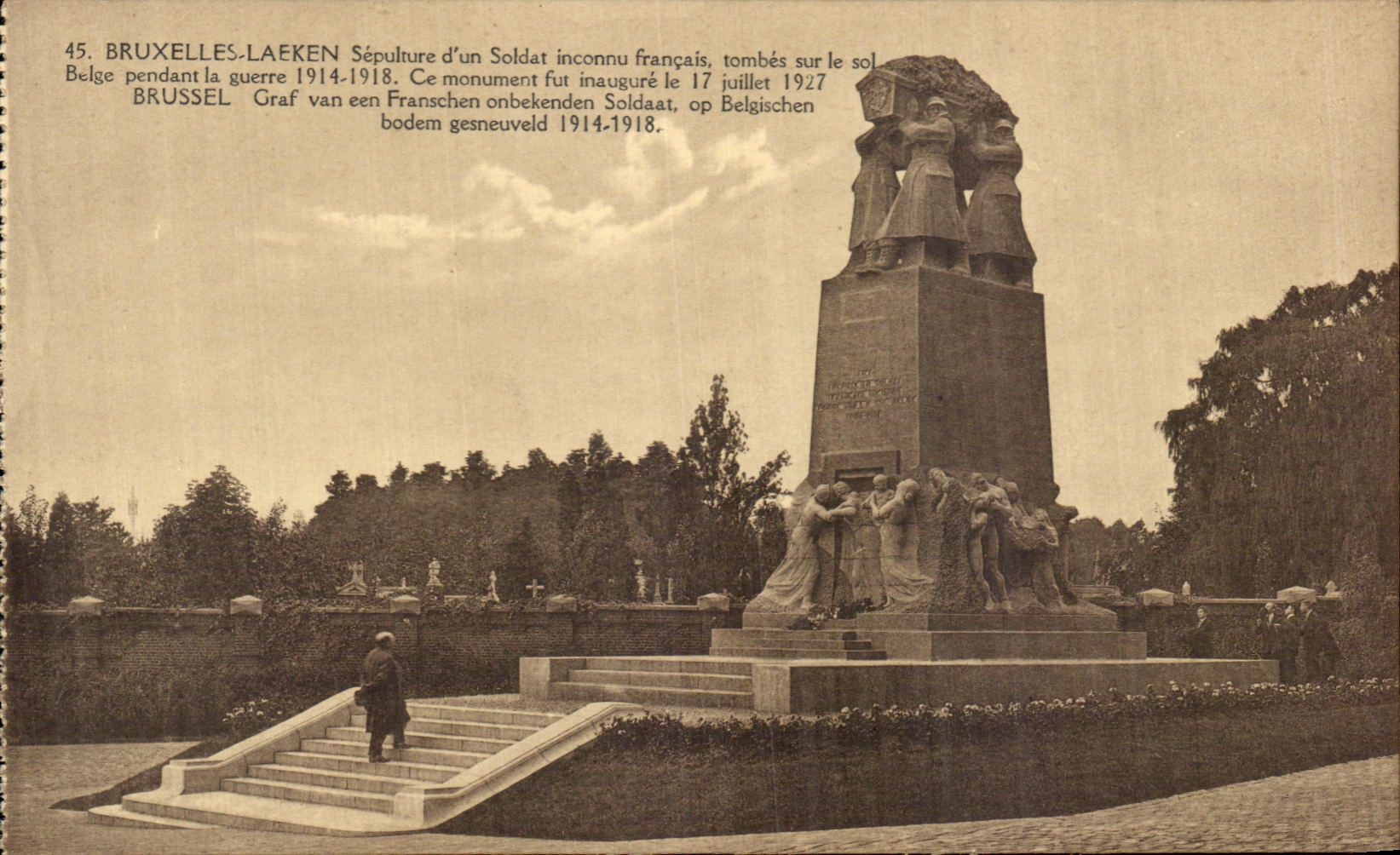CPA Bruxelles Laeken Sepulture d'un Soldar inconnu francais 