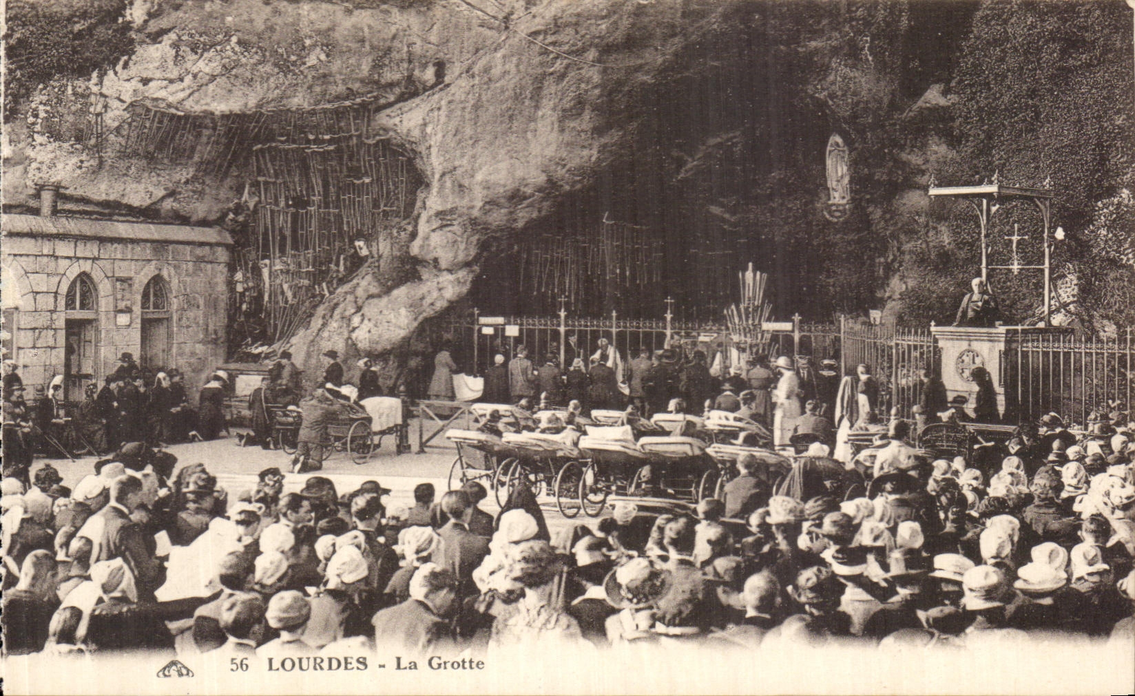 CPA Lourdes La Grotte