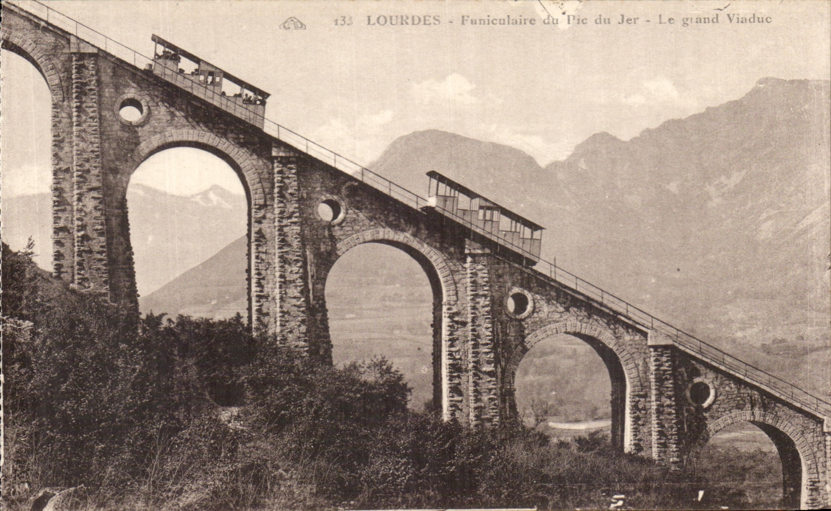 CPA Lourdes Funiculaire du Pic du Jer Le Grand Viaduc