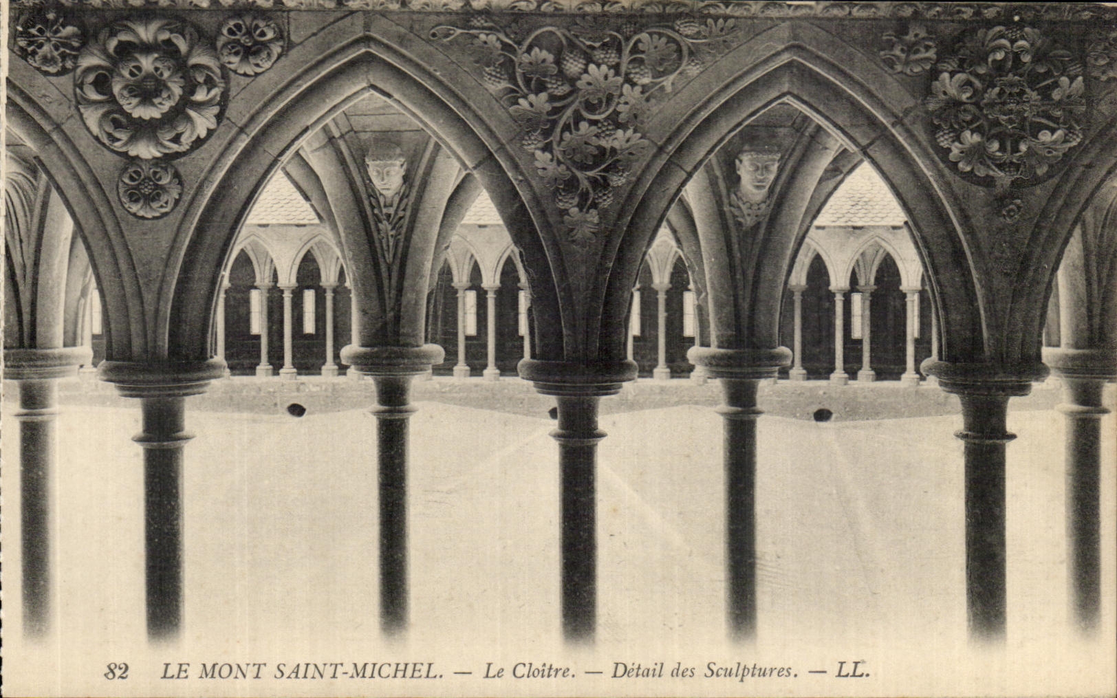 Le Mont Saint-Michel — Le Cloître — Détail des Sculptures — LL. — N° 82