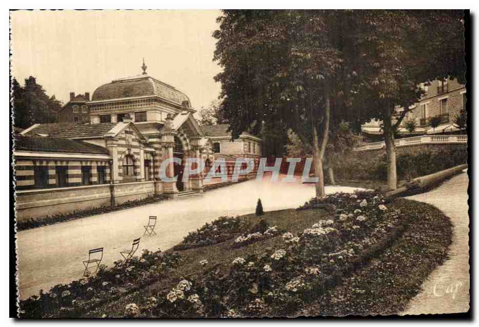 CPA Chatelguyon Le parc et l'Etablissement Thermal Henry