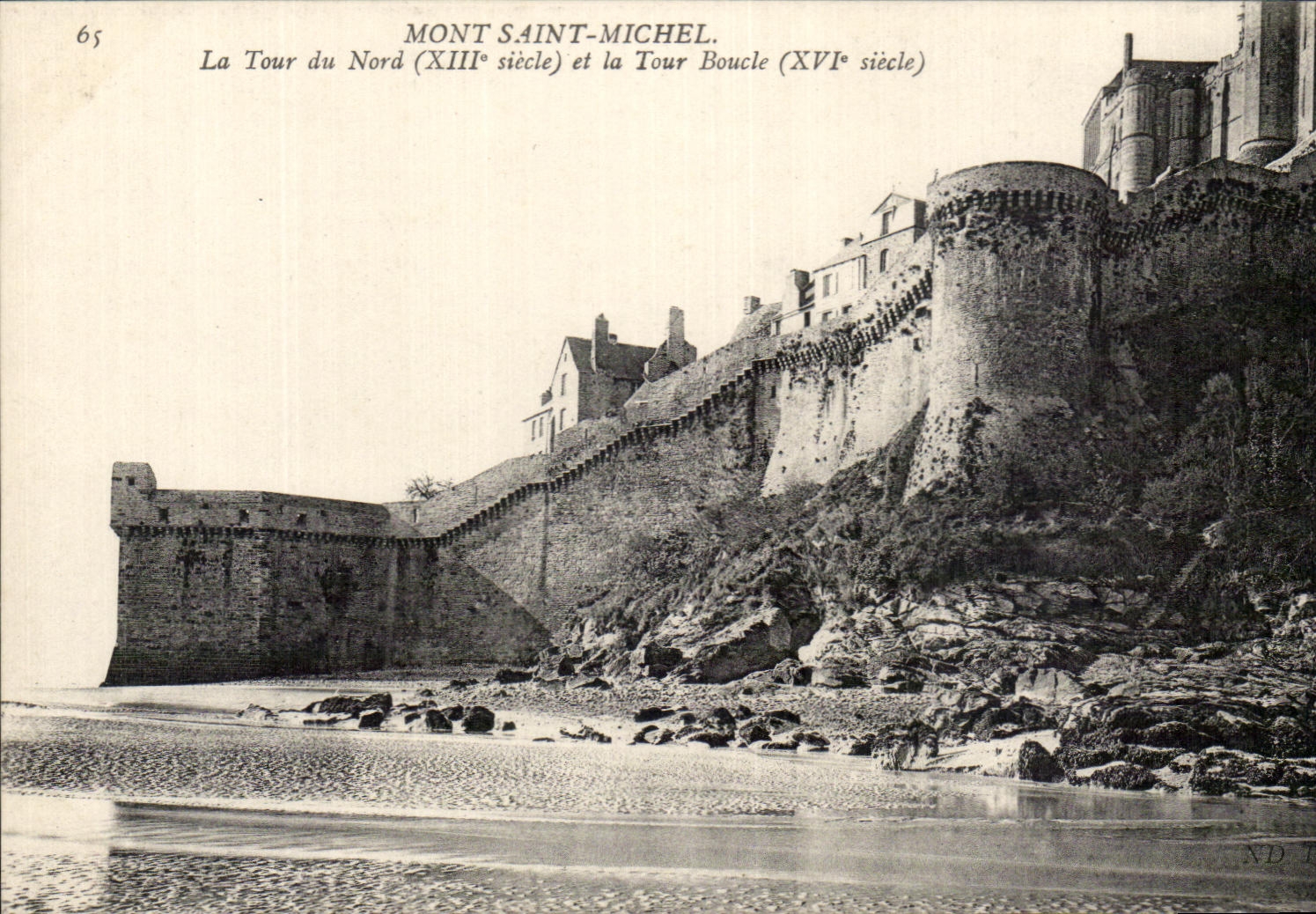CPA Le Mont St Michel La Tour du Nord et la Tour Boucle