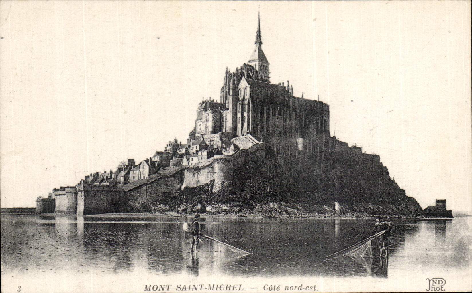 CPA Mont Saint Michel Cote du nord est Pecheurs