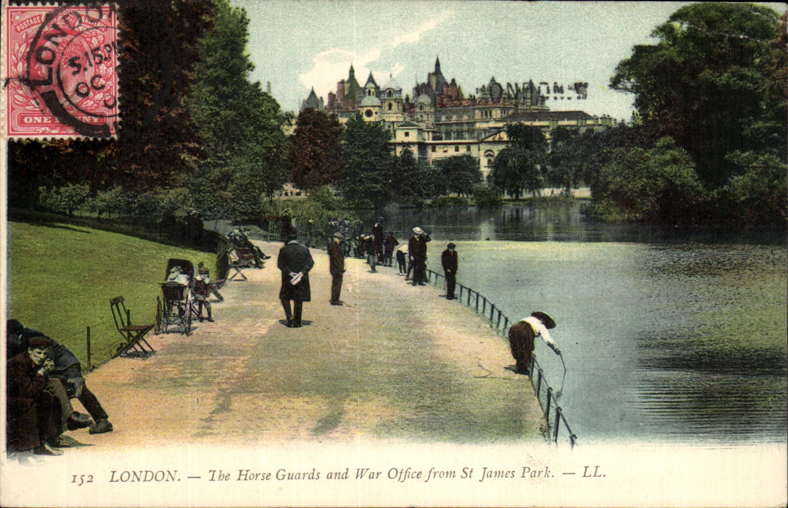CPA London The Horse Guards and War Office from St James Park