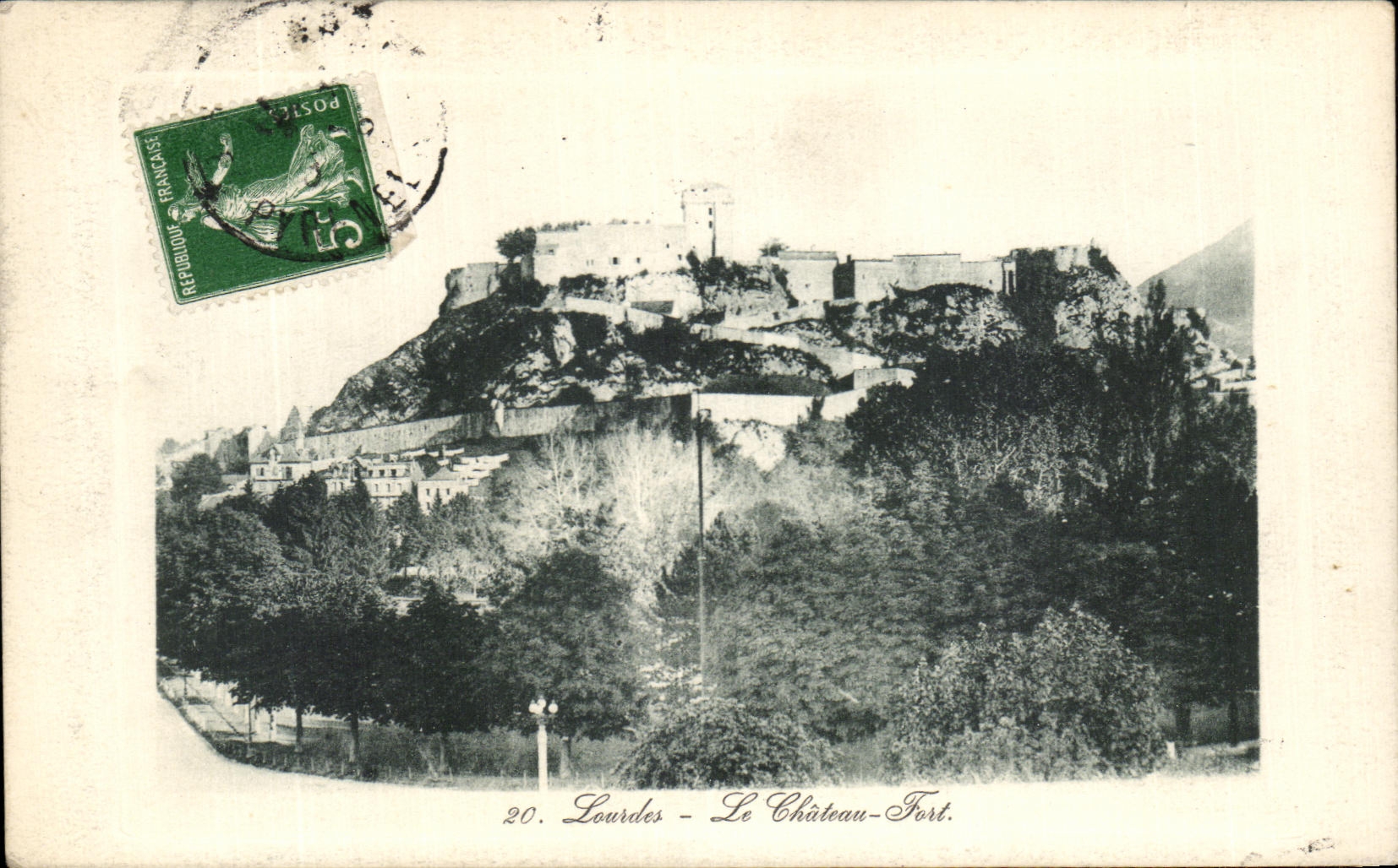 CPA Lourdes La Chateau Fort