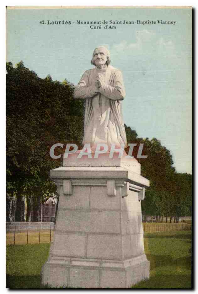 CPA Lourdes Monument de Saint Jean Baptiste Vianney Cure d'Ars