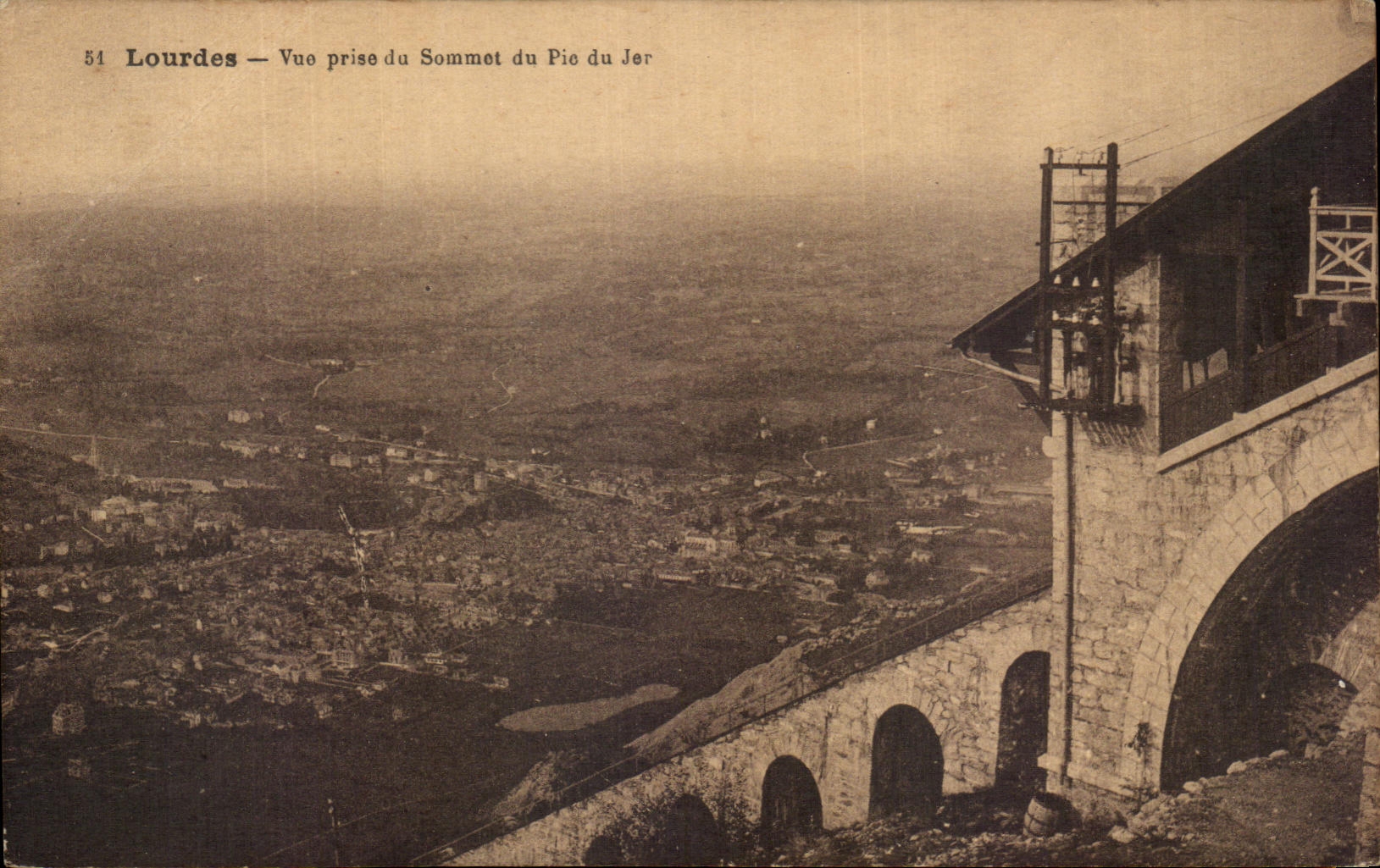 Lourdes — Vue prise du Sommet du Pie du Jer — éditeur Lourdes, n° 51