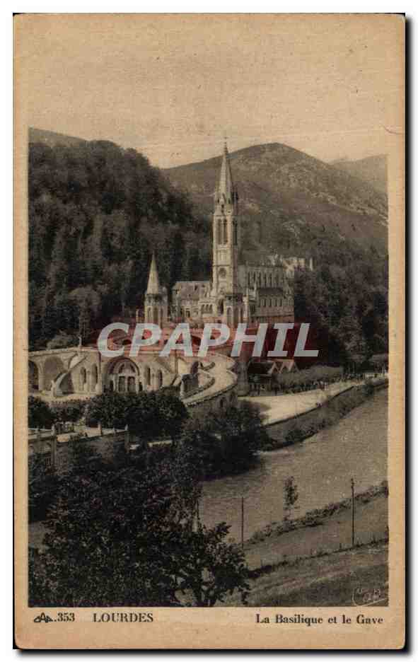 CPA Loudes La Basilique et le Gave