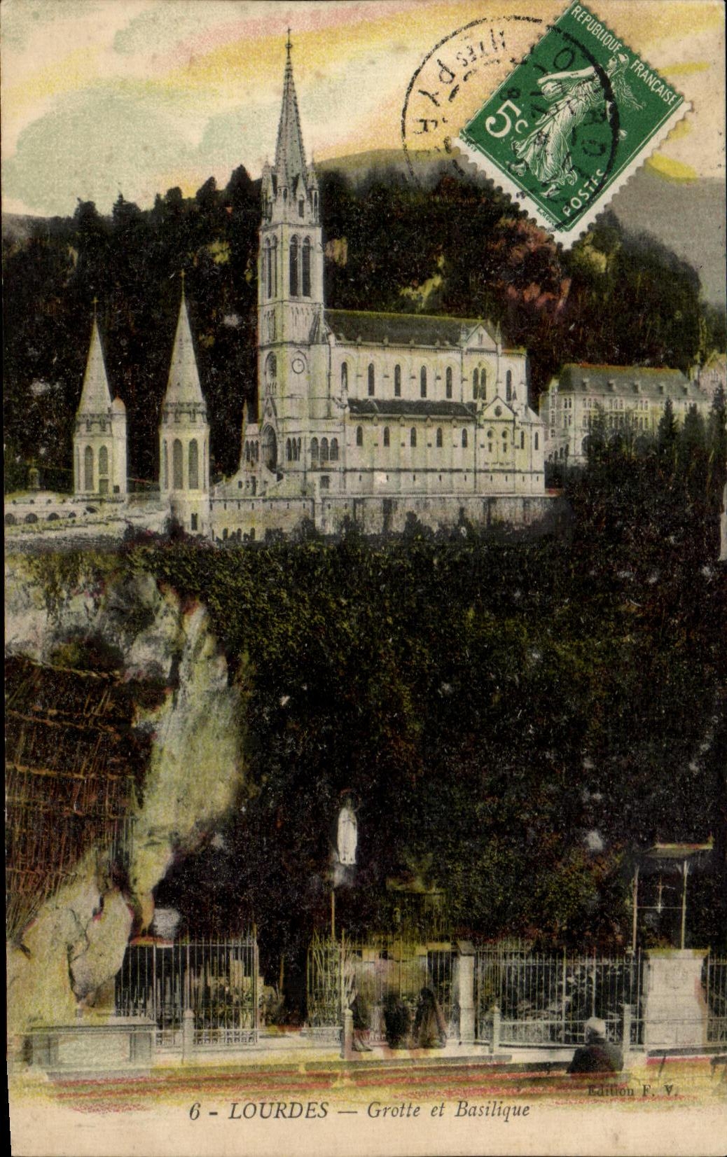 CPA Lourdes Grotte et Basilique
