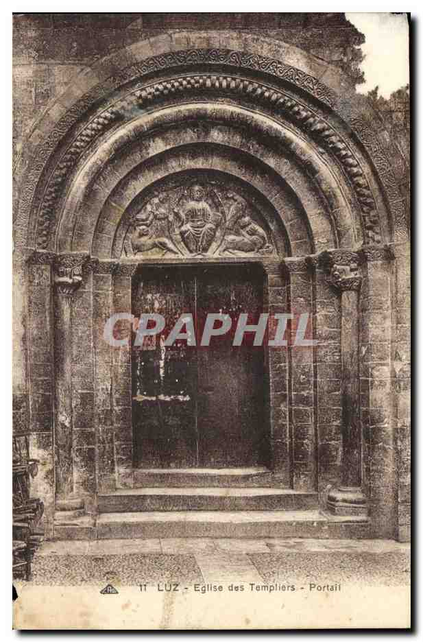 Luz - Église des Templiers - Portail