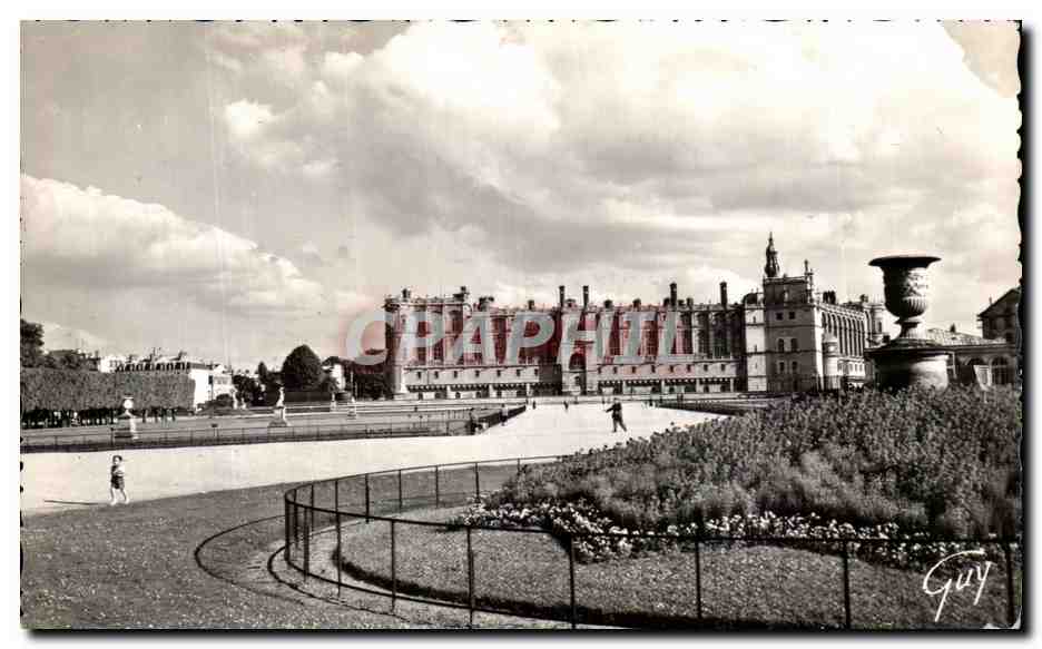 Saint-Germain-en-Laye — Les jardins, l'esplanade et le Château — Édité par Guy, n° 704