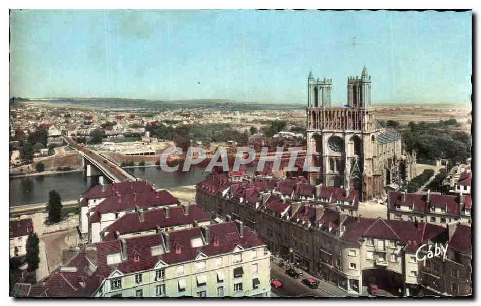 Mantes-la-Jolie — vue de la Collégiale, la Seine, le Pont Saint-Maclou et la Tour Saint-Maclou — Gaby