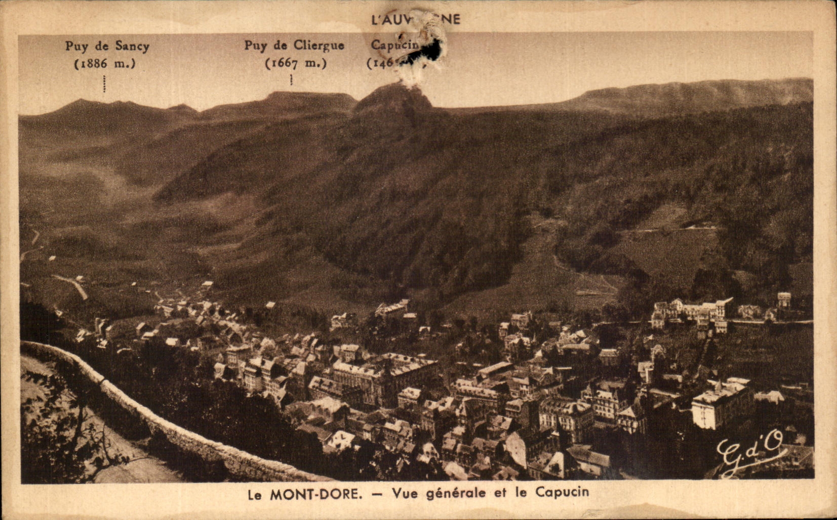 Le MONT-DORE — Vue générale et le Capucin — G.d'O