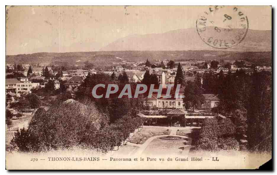 CPA Thonon Les Bains Panorama et le Parc vu du Grand Hotel