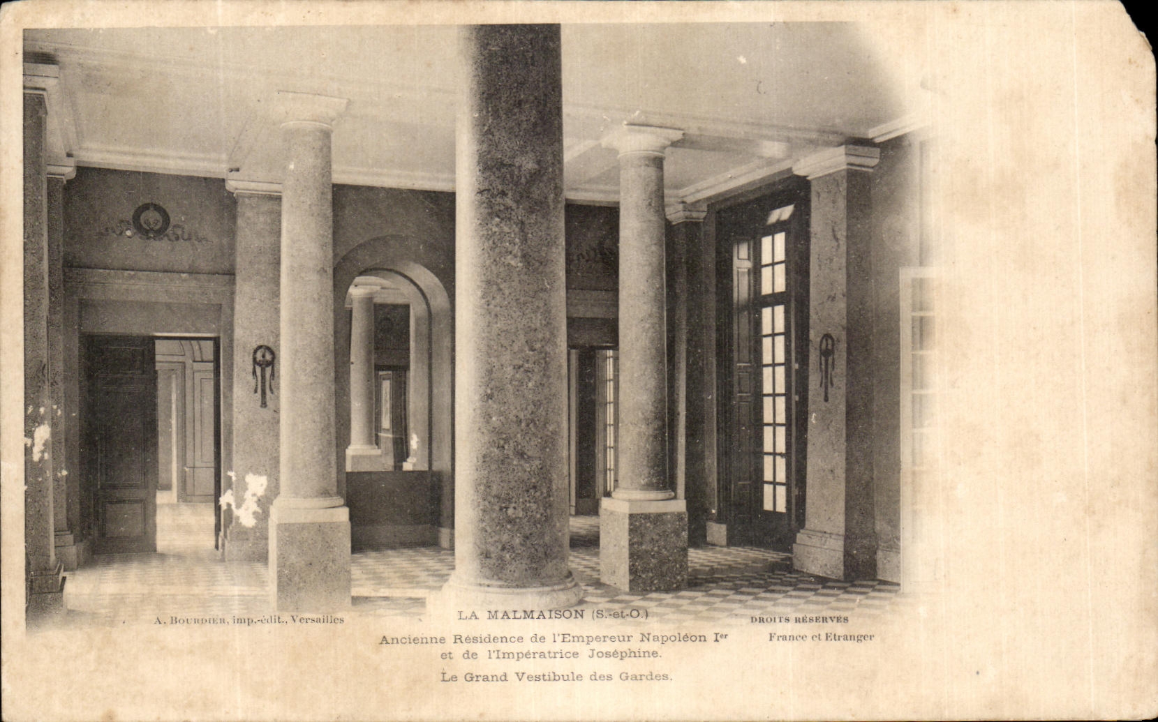 CPA La Malmaison Ancienne residence de l'empereur Napoleon 1er 