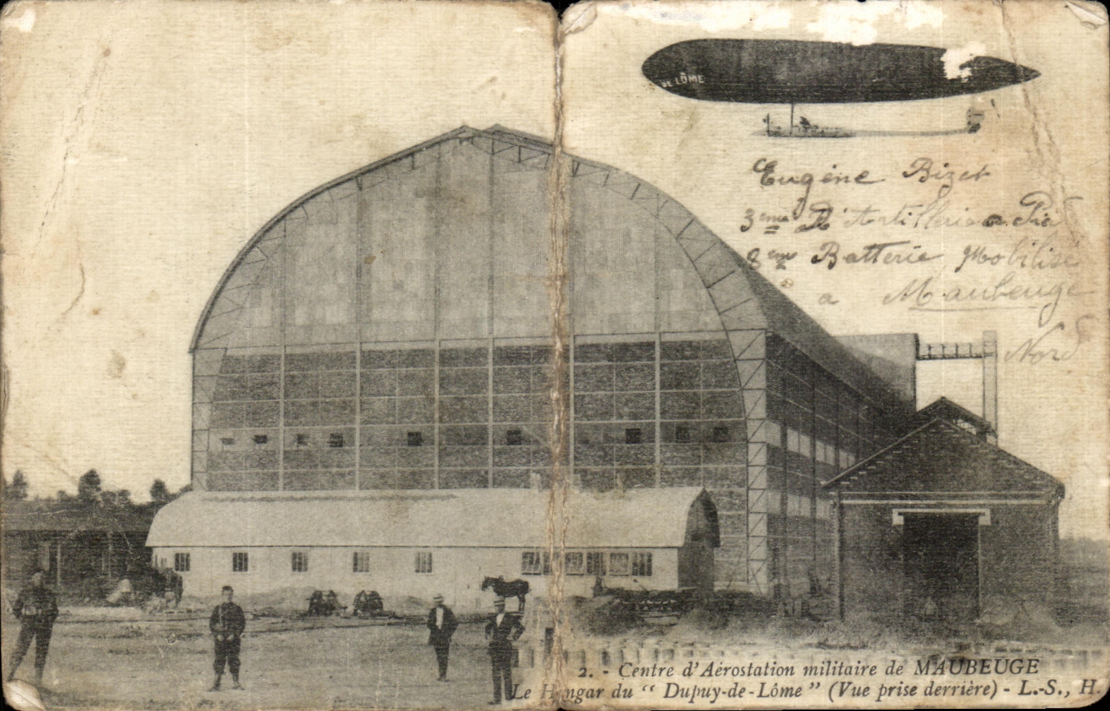 CPA Centre d'Aerostation Militaire De Maubeuge Le Hangar du Dupuy de Dome Dirigeable Zeppelin