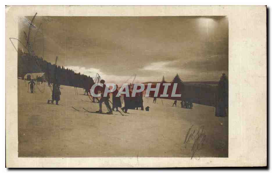 Ski in den Bergen — Winterlandschaft — Verleger nicht sichtbar