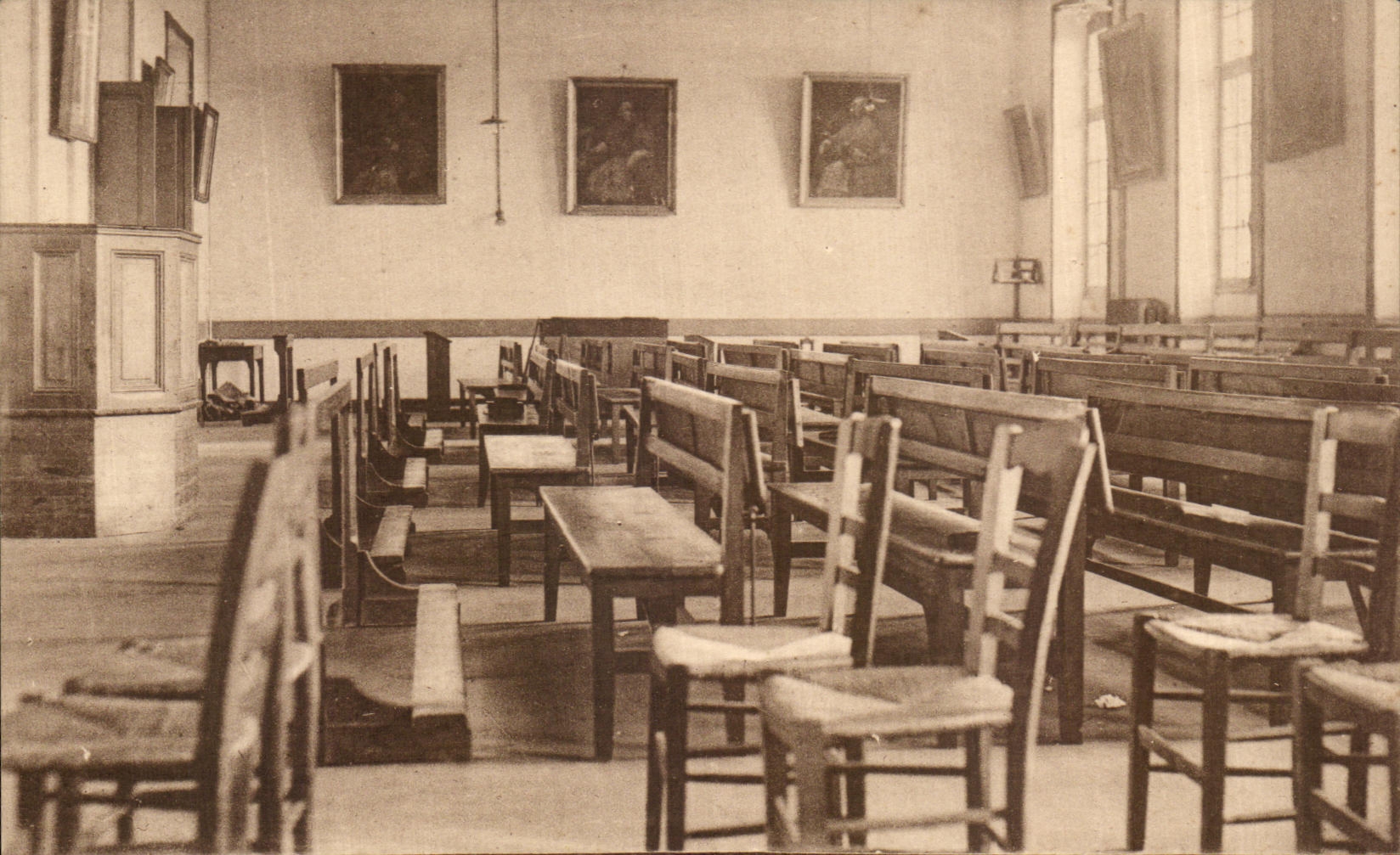 CPA Bancs d'eglise 