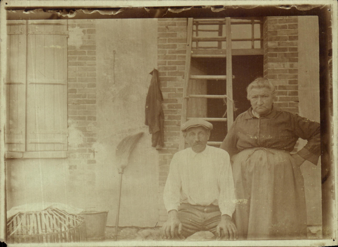 Photo Folklore Costume Couple 