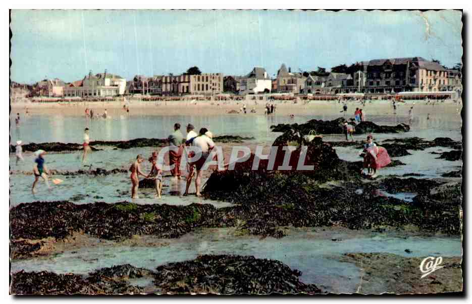 Halbmoderne Ansichtskarte Pornichet — Der Strand
