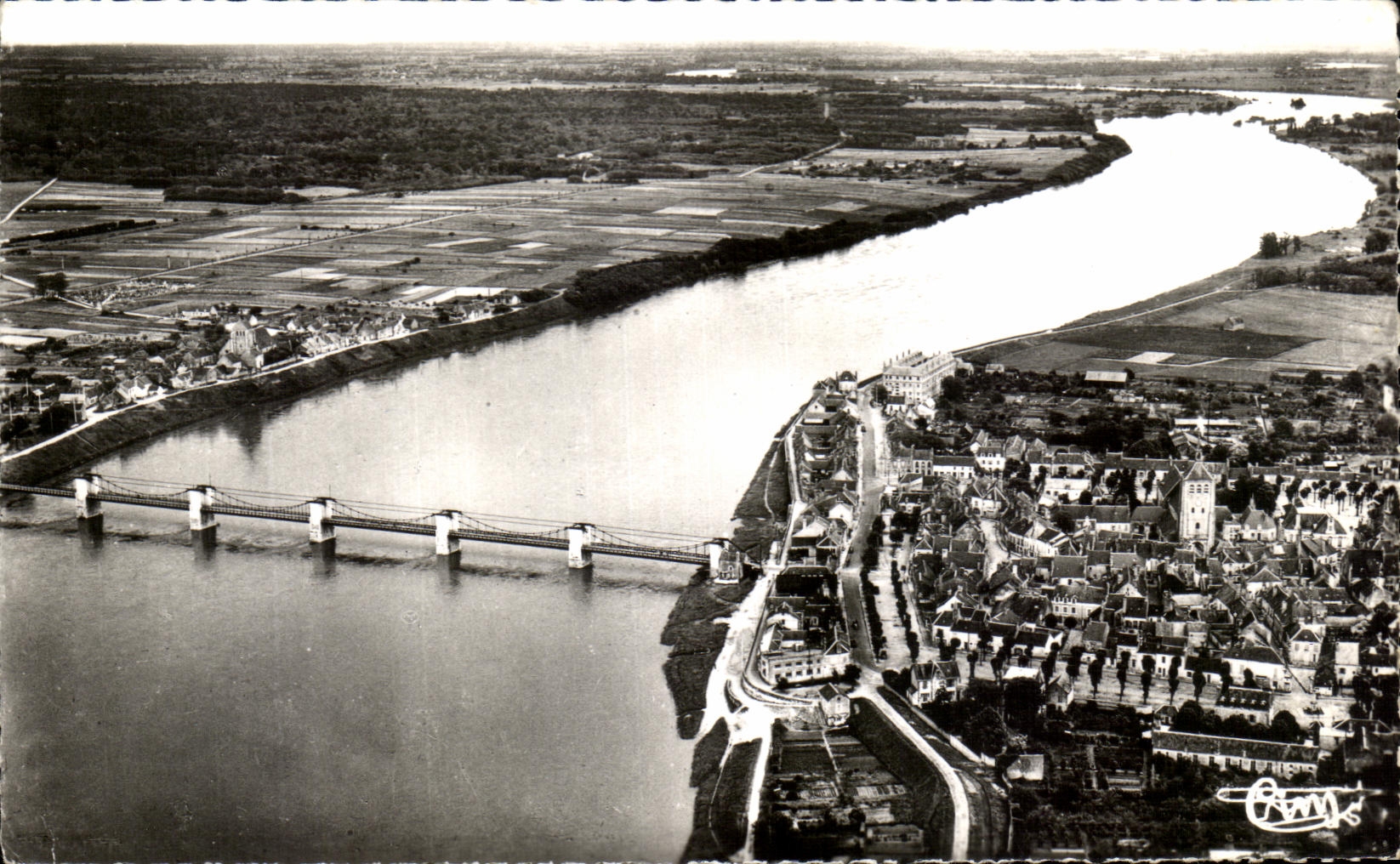 CPSM Jargeau Le pont sur la loire