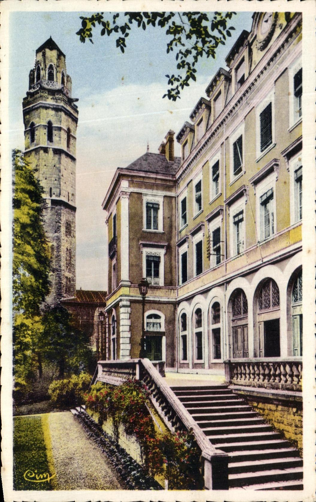 Mâcon (S.-et-L.) — Jardins Fleuris de la Préfecture et Vieux Saint-Vincent — éditeur Combles, Mâcon
