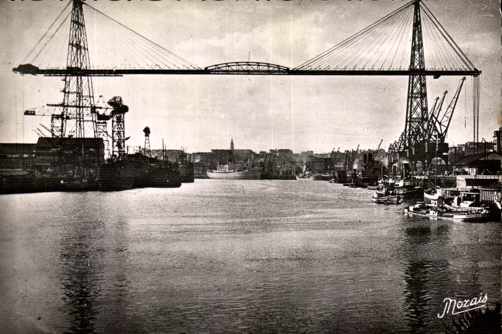 CPA Nantes Le Port et le Pont Transbordeur